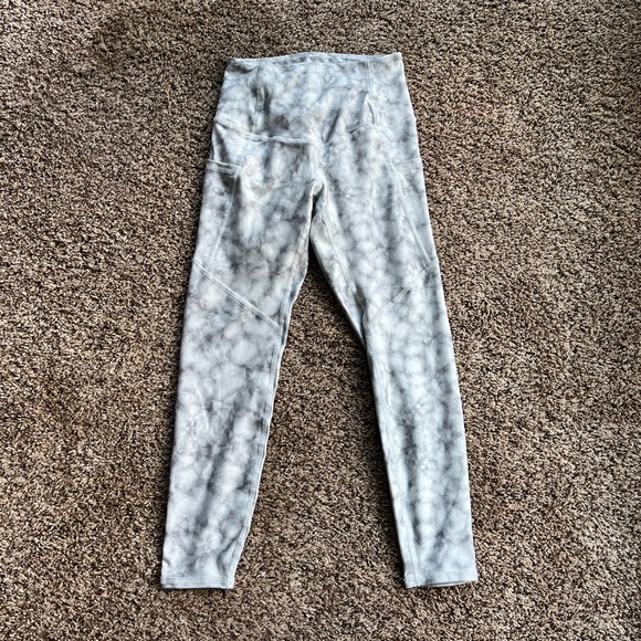 Evolution and Creation leggings - Picture 1 of 6